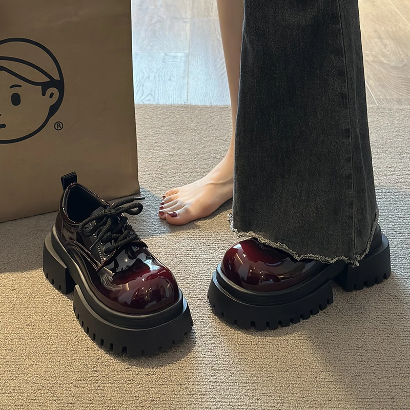 الرجعية جولة تو أحذية جلدية صغيرة المرأة ربيع جديد سميكة القاع نمط براءات أحذية جلدية بدون كعب أحذية سميكة سوليد #6
