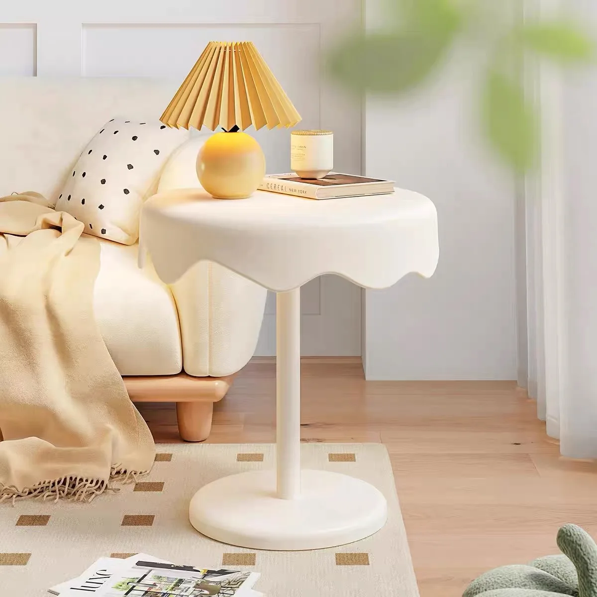 

Nordic Cream Style Furniture Coffee Table Simple and Creative Sofa Side Table Bedroom Bedside Table Balcony Small Round Table
