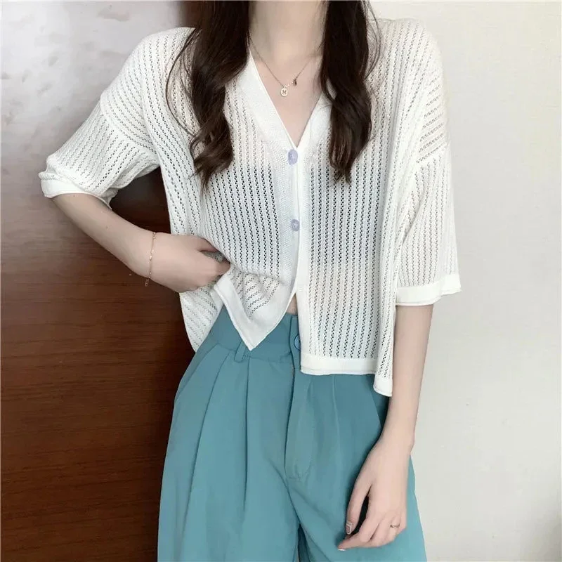 

V Neck Hollow Cardigan Women Summer Thin Short Sleeve Knitted Sun Protection Tops Korean Sweet All Match Crop Tops ZT707