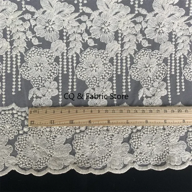 Piccolo tessuto di pizzo a rete con ricamo floreale Decorazione tovaglia in tessuto per abiti formali per bambini e donne fai-da-te