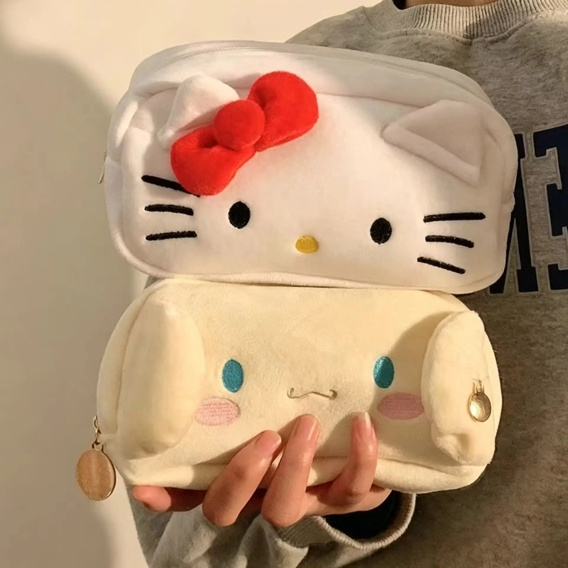 Bolsa de almacenamiento de Hello Kitty, estuche para lápices de dibujos animados, suministros de papelería, bolsa de almacenamiento de gran capacidad, bolsa de maquillaje Kawaii, regalo de cumpleaños