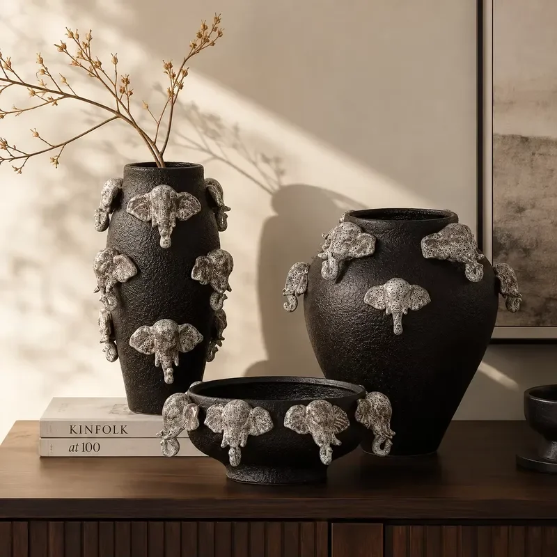 Modern Black Ceramic Vase 3D Elephant Sculpture Art Decor for Living Room Entrance Table Home Ornament Stylish Interior