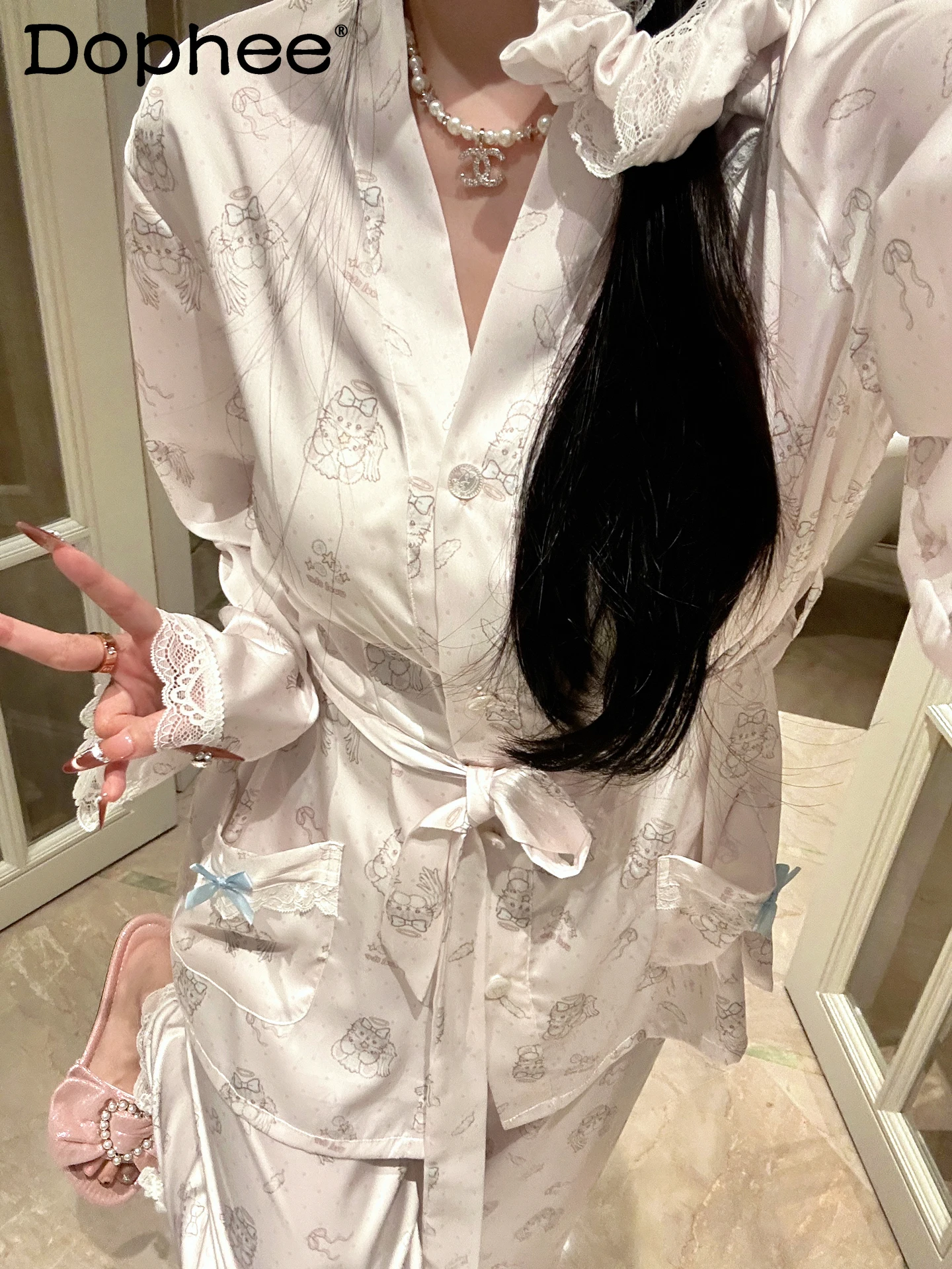 

Japanese Original Sweet Girl Cartoon Printed Ice Silk Pajamas Soft Girl Lace Bow Cool Comfortable Long-sleeved Loungewear Set