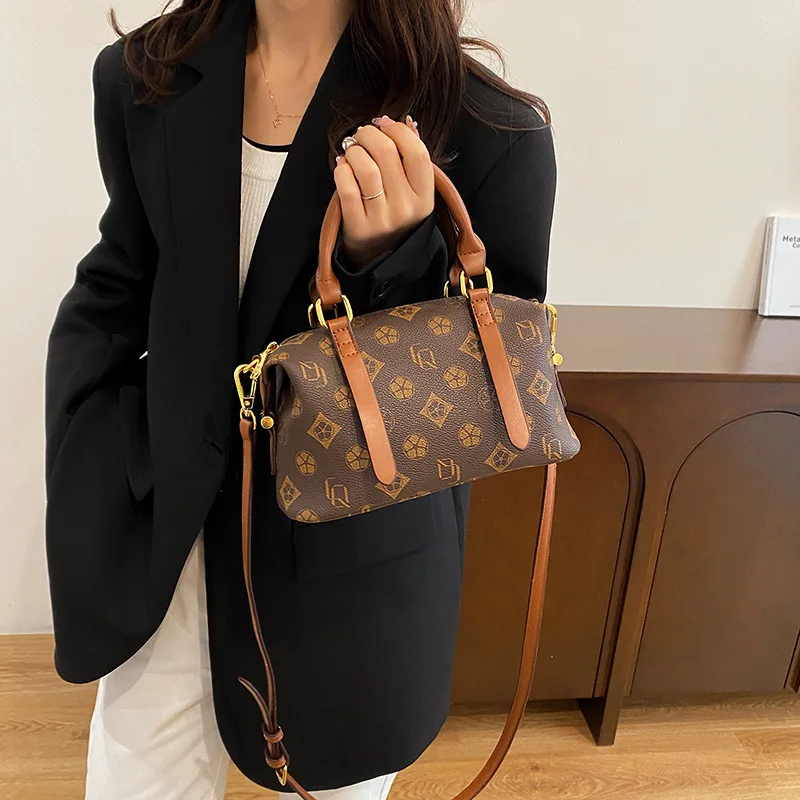 حقيبة مربعة مبطنة لعام 2025، محفظة كتف للخريف للنساء، حقيبة كروس بحزام على شكل سلسلة، حقيبة متعددة الاستخدامات من اليوم إلى الليل، محكم #2