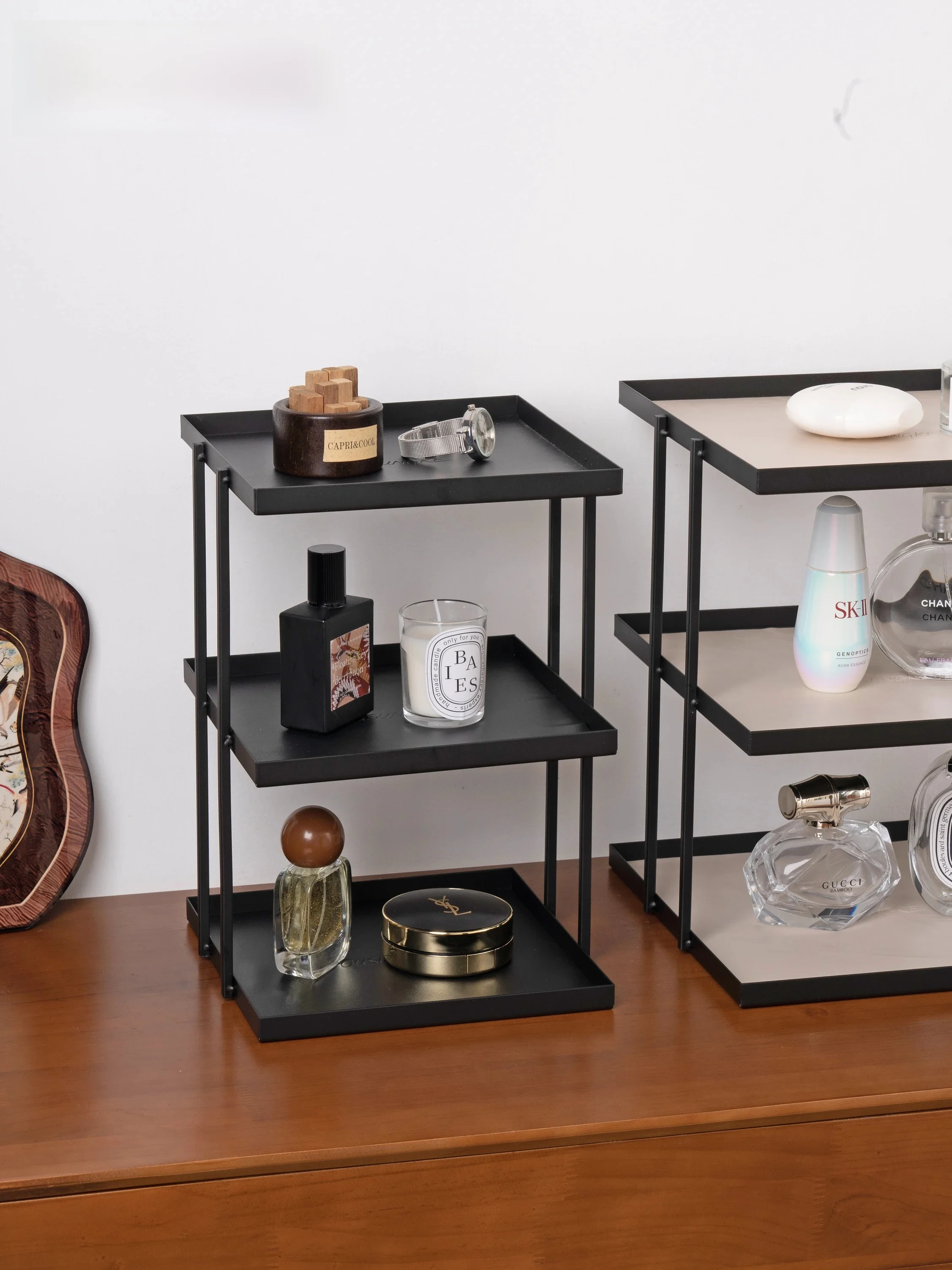 Etagere-de-rangement-cosmetique-multi-niveaux-ousungke-organisateur-de-parfums-pour-salle-de-bain-etagere-carree-en-metal-a-trois-niveaux-sans-installation