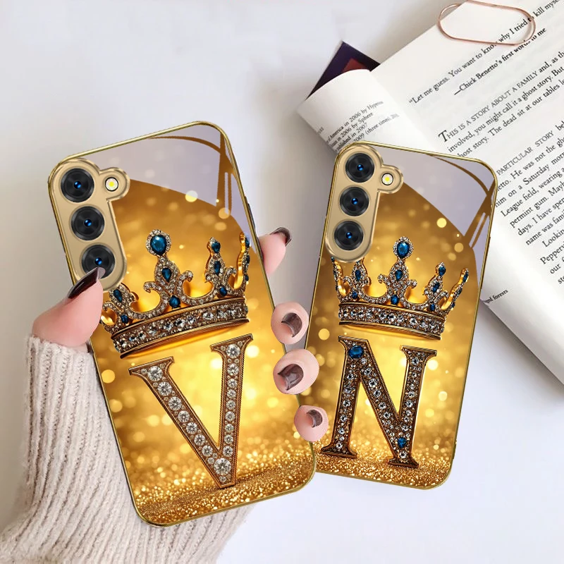 

Crown letters "N V A H" For Samsung Galaxy S26 S20 FE S21 S22 S23 Plus S24 Ultra S25 Ultra S21 S25+ S22 Golden glass phone case