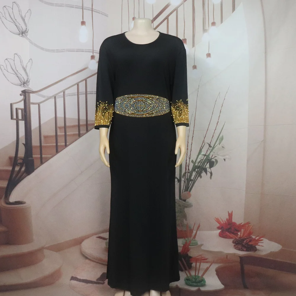 Neu eingetroffen: Afrikanisches zweiteiliges Kleid für Damen, elegantes Luxuskleid mit Strass für die Kirche – Detail 8