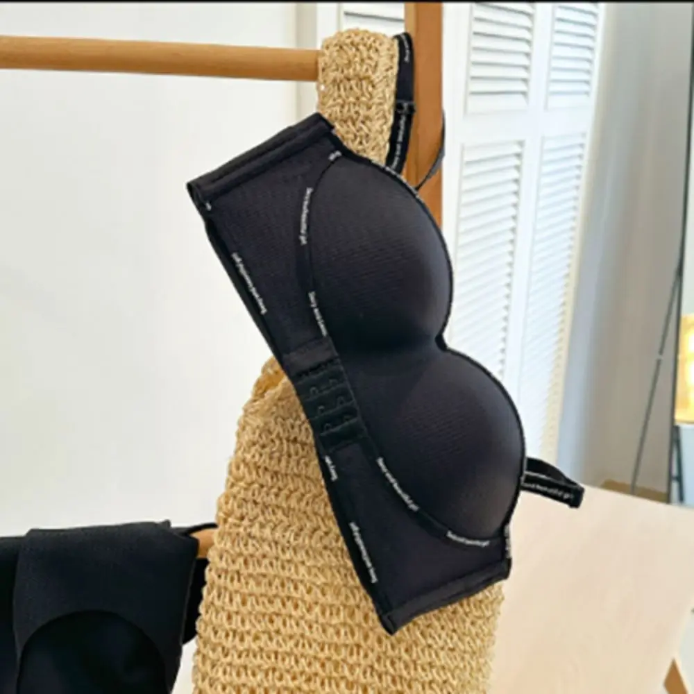 حمالة صدر لاسلكية بزر أمامي عميق على شكل حرف V حمالة صدر بدون خياطة مناسبة للنساء مقاومة للصدمات ومضادة للترهل ملابس داخلية للفتيات