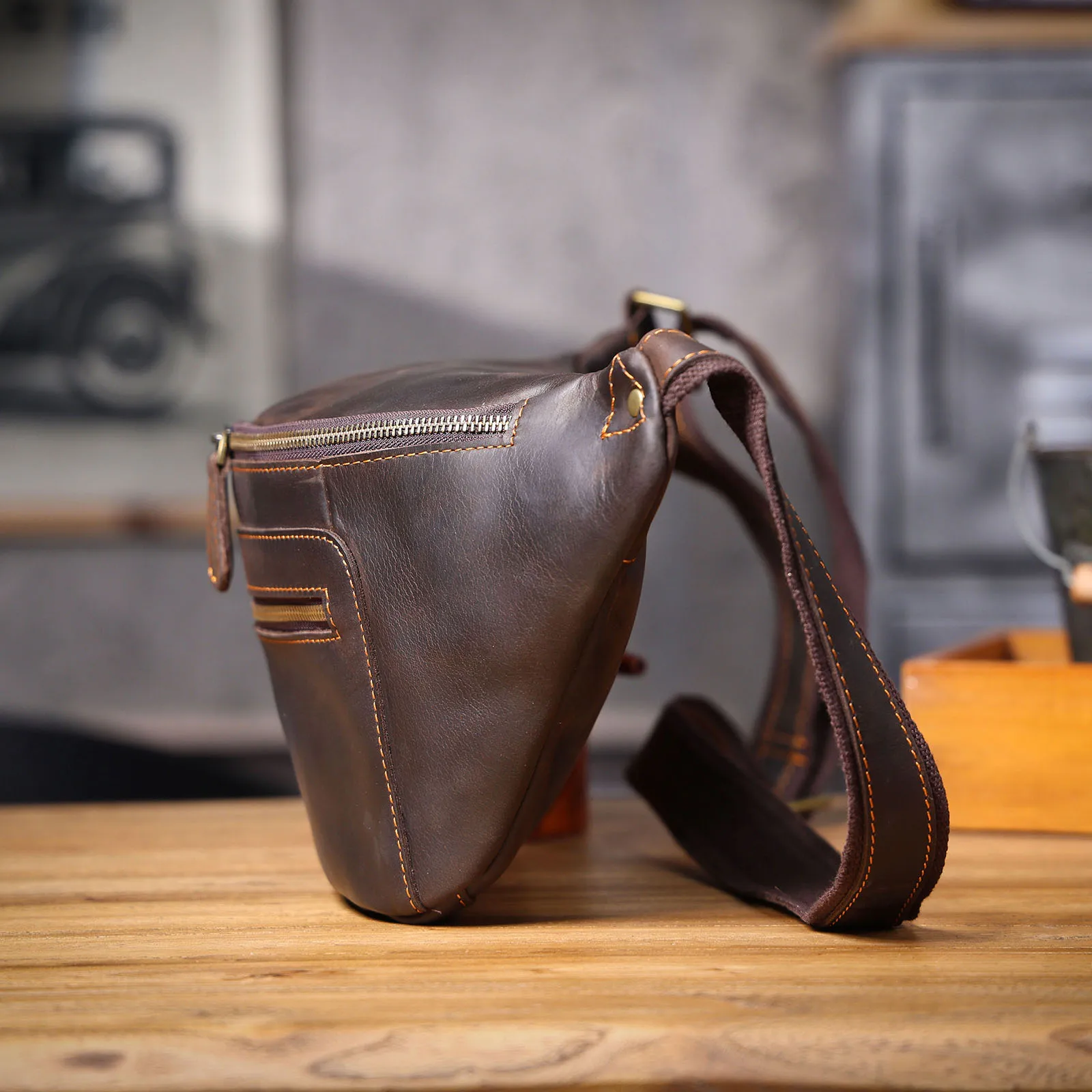 S.WORKER Vintage Brusttasche aus echtem Leder für Herren, Vintage, langlebige Brusttasche, Umhängetasche für Herren, Geschenk für Weihnachten – Detail 8