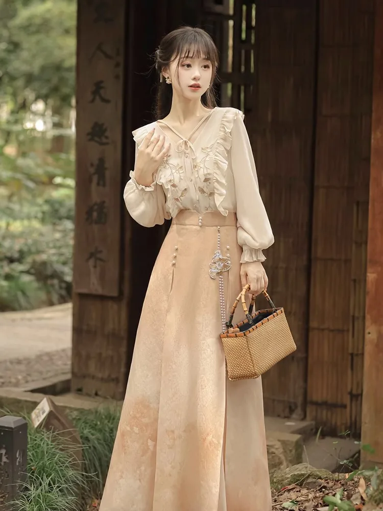 Hanfu women improve daily Han elements new Chinese style, high-end three pleated skirt set spring and autumn  chinese dress