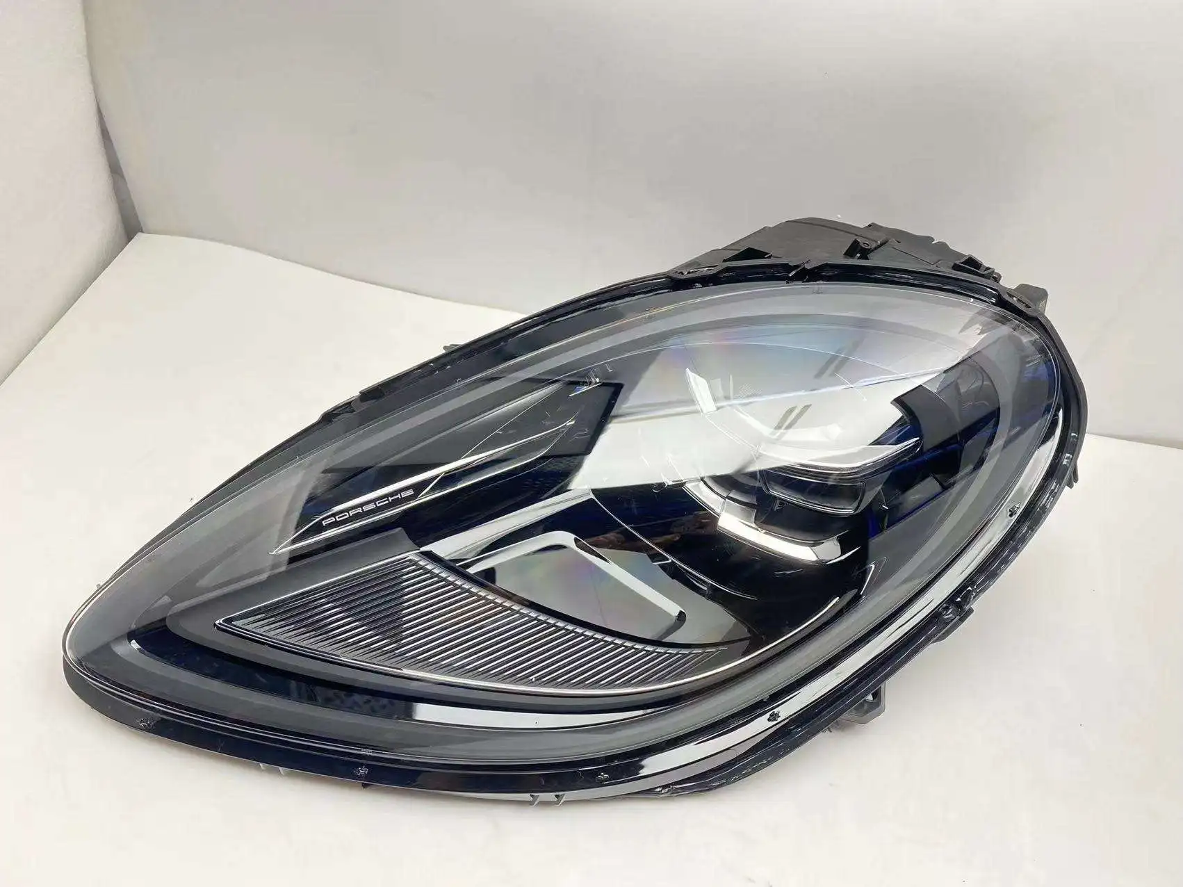 

Automotive Lighting System Headlights 95b941015f Led Headlights For Latest Porsche 2020 car led car led light