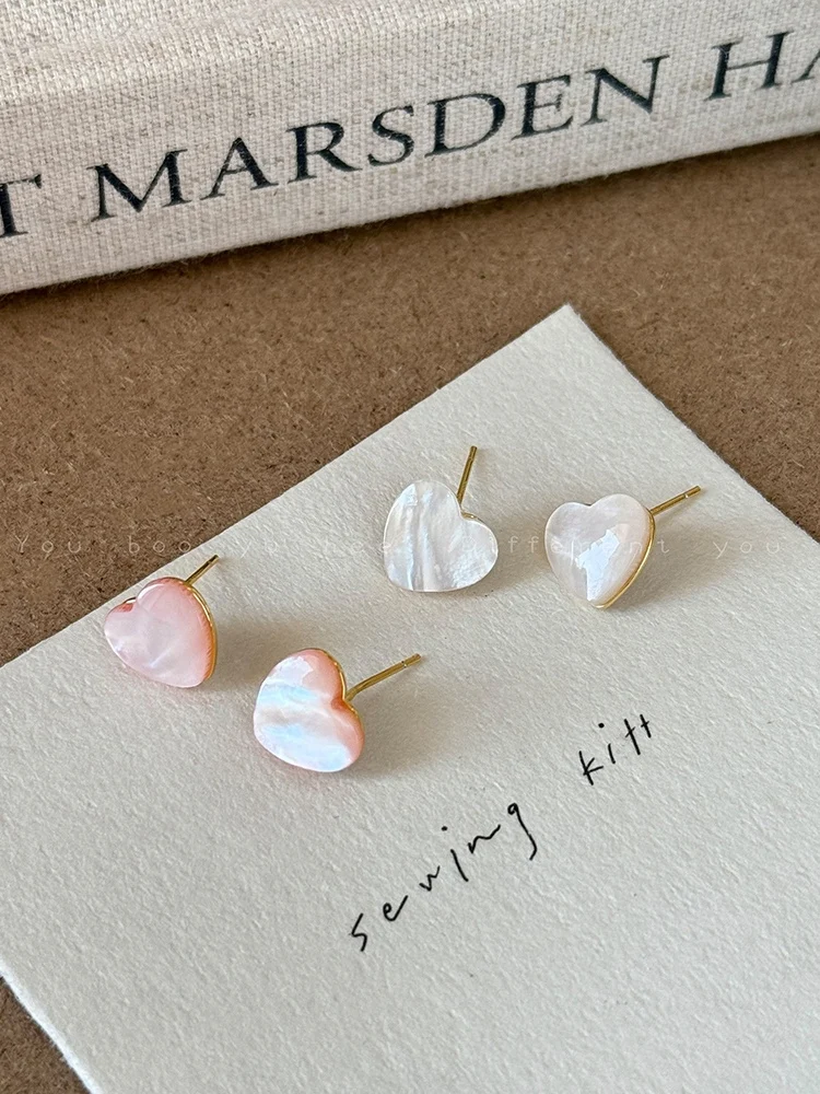 White Shell Heart Stud Earrings for Women - 2024 High-End Design with Face-Slimming Effect.