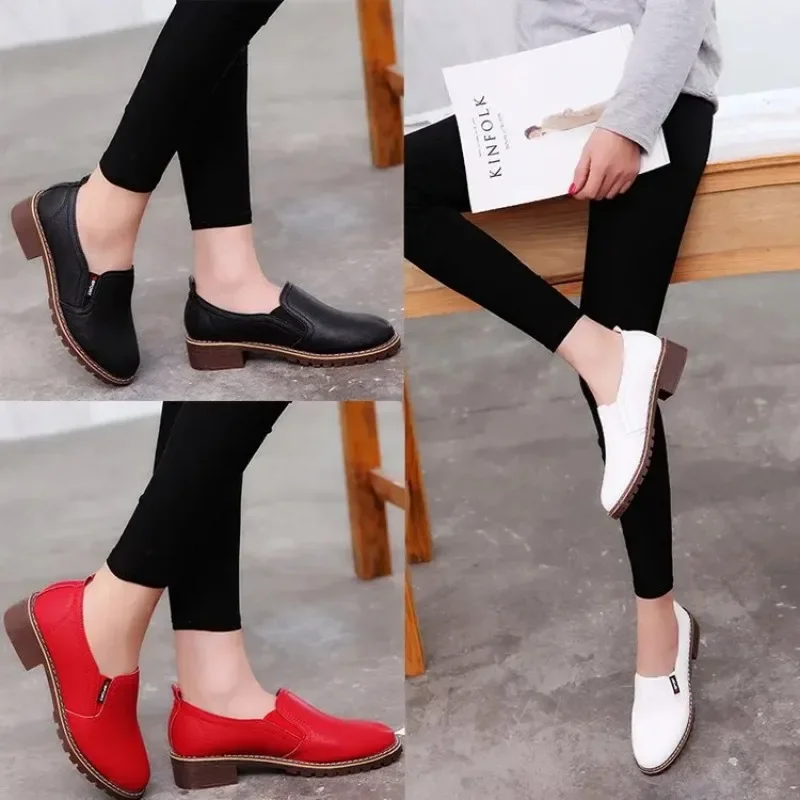 2024 Spring New Thick with Women's Shoes Korean Low-heeled 3cm Casual Women's Single Shoes British Wind Students White Shoes