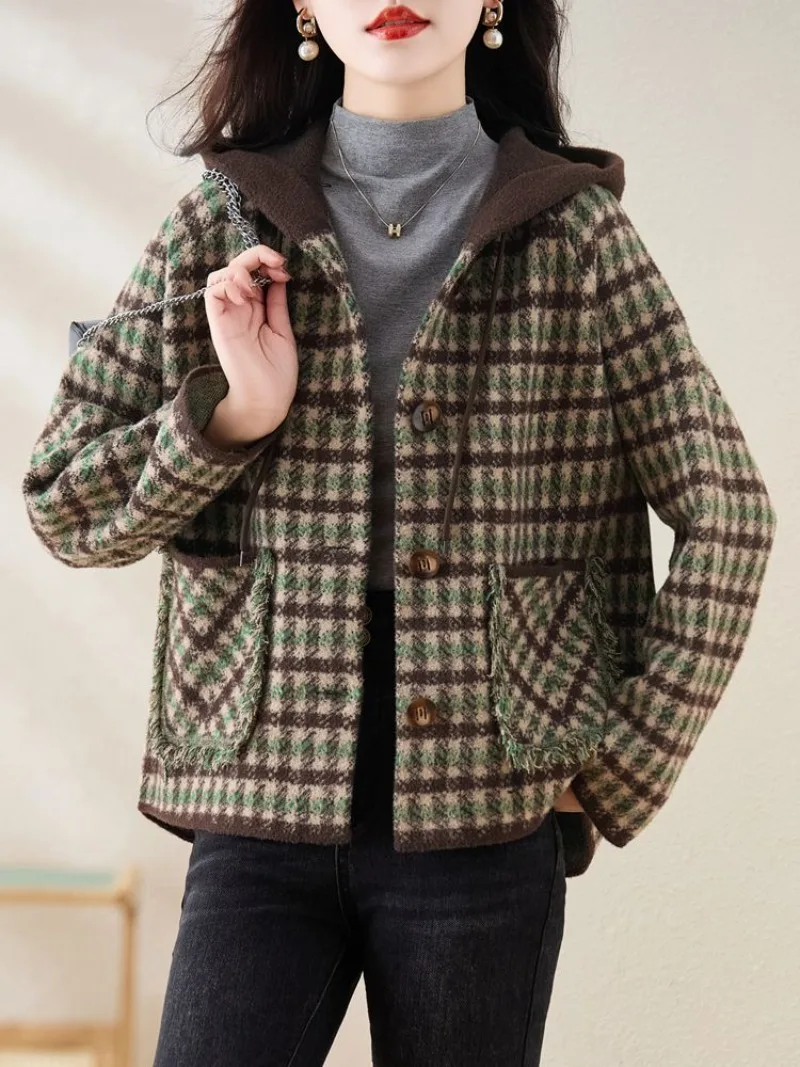 

Women's Clothing 2025 Winter New Loose Casual plaid Hooded Temperament Short and Thick Hooded Woolen Women's Coat top Commuting