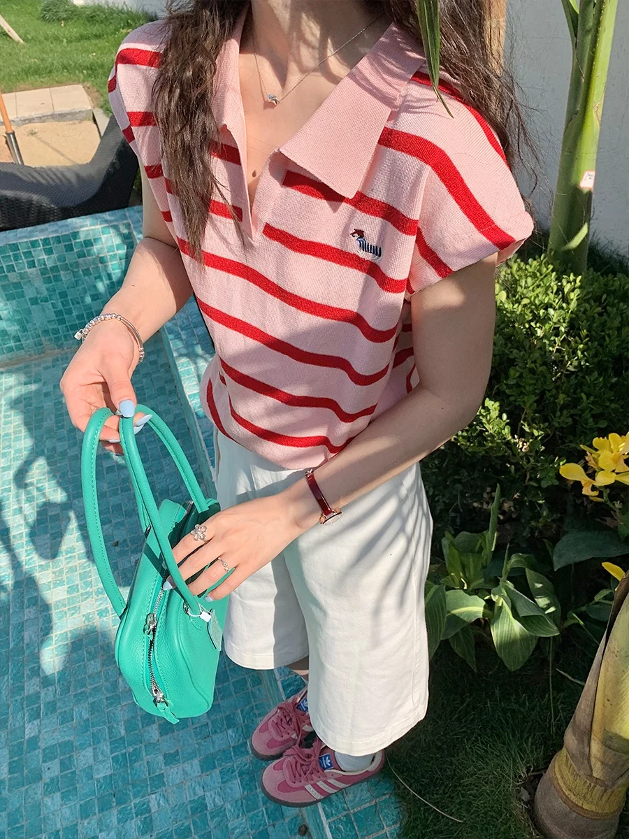 

Uniko Korean Sle Striped Embroidered ort Sve T-irt Women's Summer New Faion Agel Casual Knitted Top