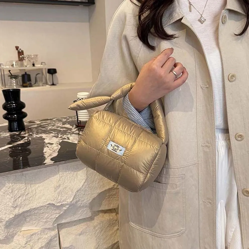 

Quilted Cloud Pleatd Grid Bag Large Capacity Lightweight Puffy Tote Pouch Anti-splash Water Polyester Grid Puffer Handbag