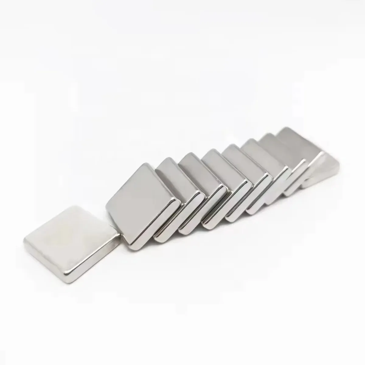 N52 15x15x3 15x15x5 20x20x5 Magnet Motor Electric Rectangle Neodymium Generator Bar Strong  Applications  Billboard for Sale