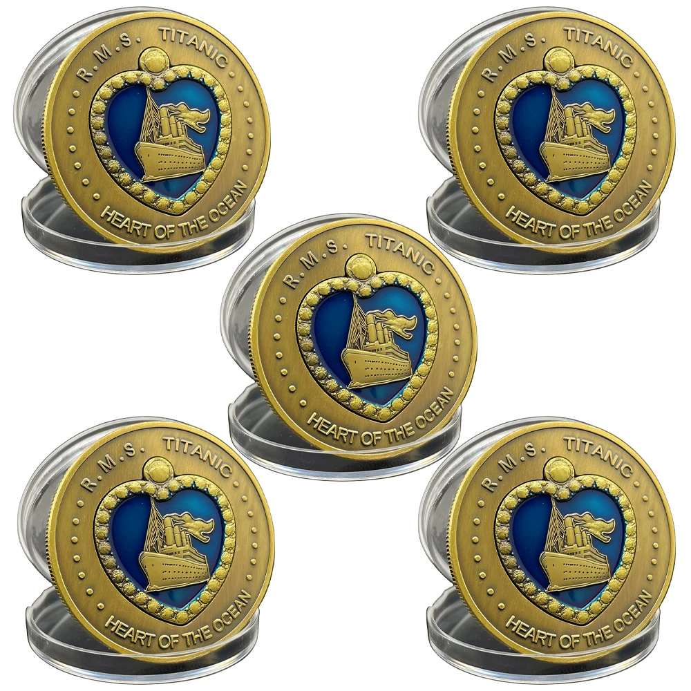 

5PCS Titanic Heart of The Ocean Commemorative Coin Antique Bronze Rose Nude Art Magnetic Detachable Pendant Collectible