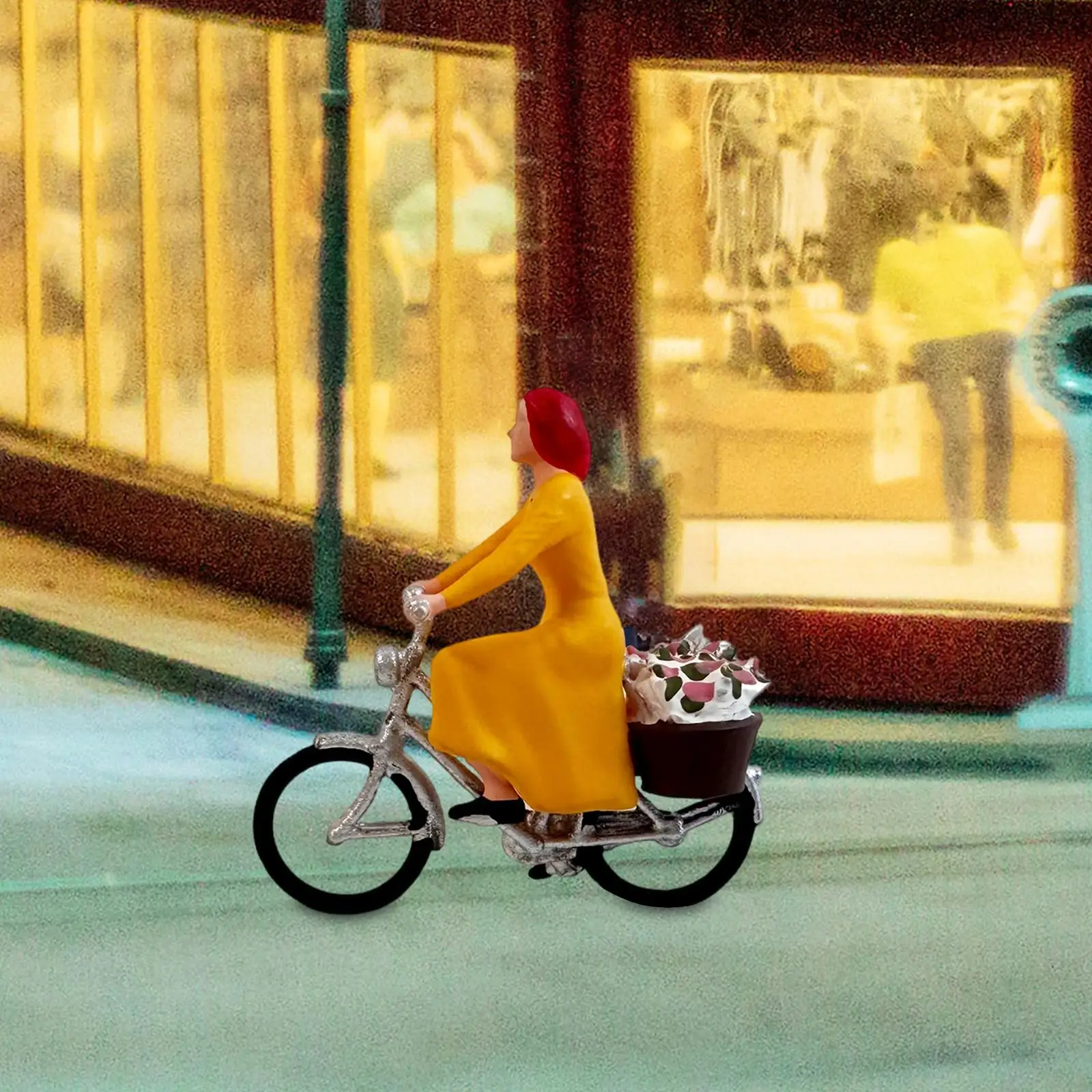 

1:64 Girl on A Bike Model Photo Prop Dioramas Resin Cycling Girl Model Tiny People Model for DIY Scene Train Layout Fairy Garden