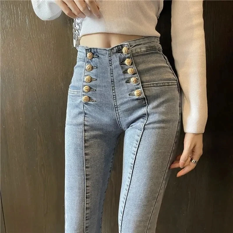 Jeans jeans estilo botão rebites coreanos femininos, calça de cintura alta, calça elegante e skinny, lápis elástico apertado para meninas, 2023