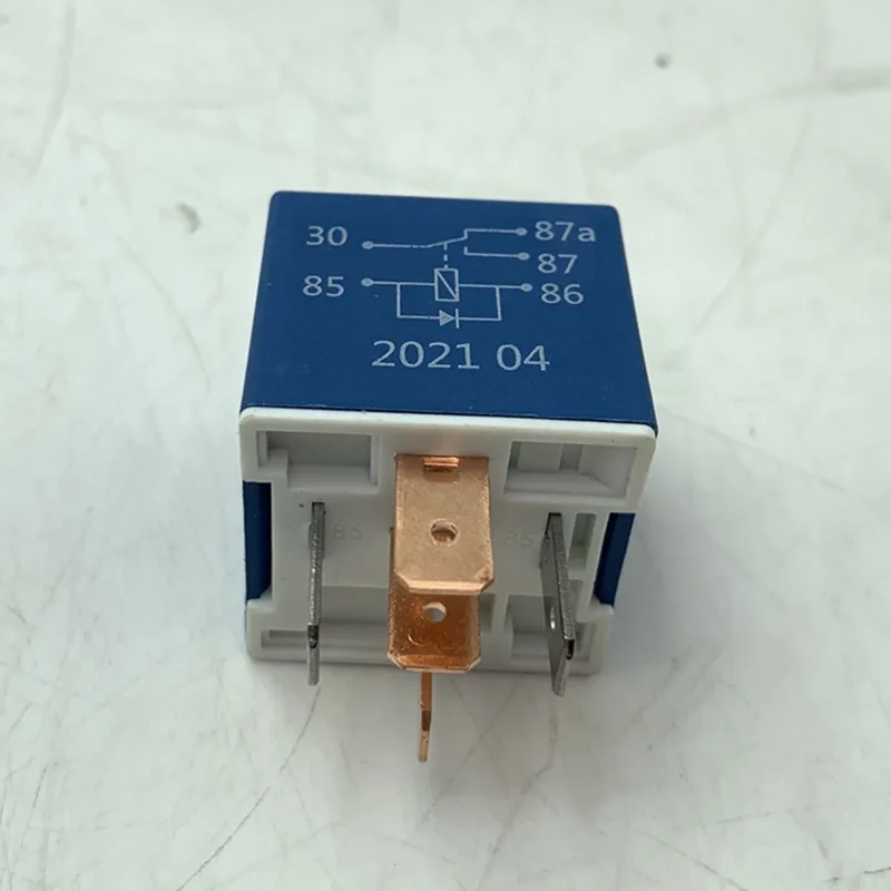 WG9716582301+013 relay for Sinotruk Howo Fuse Box Relay Golden Princetruck accessories 24V