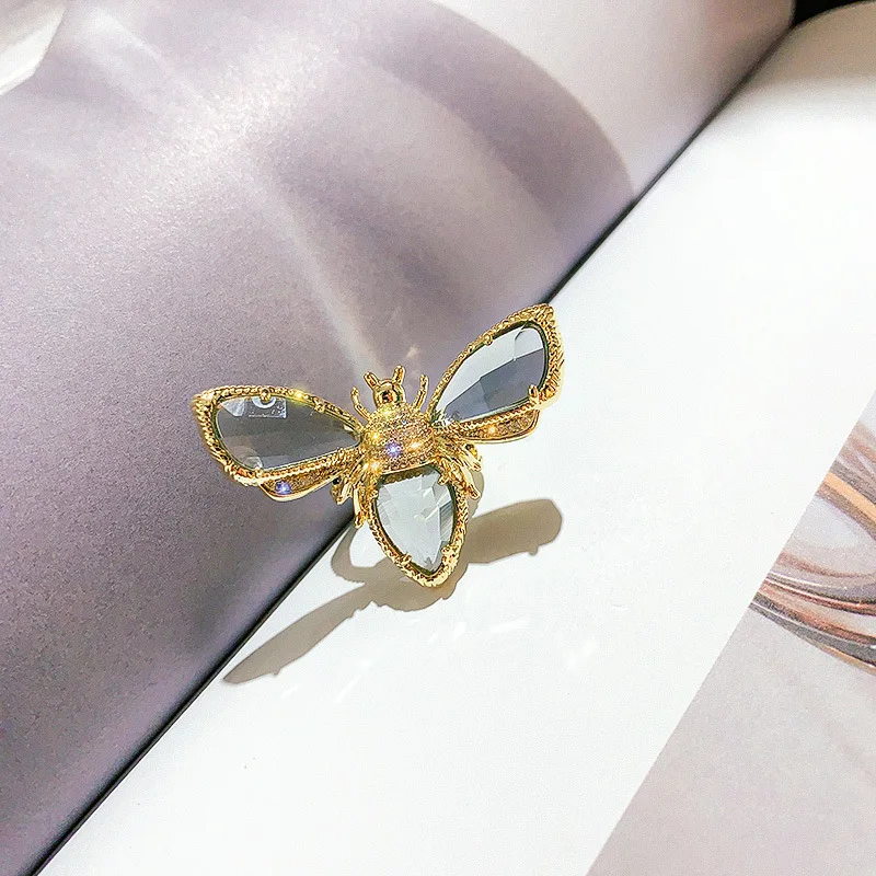 New Sight New Fashion Brand Jewelry Crystal Bee Party Rings for Women Gift Engagement Glass Insect Rings