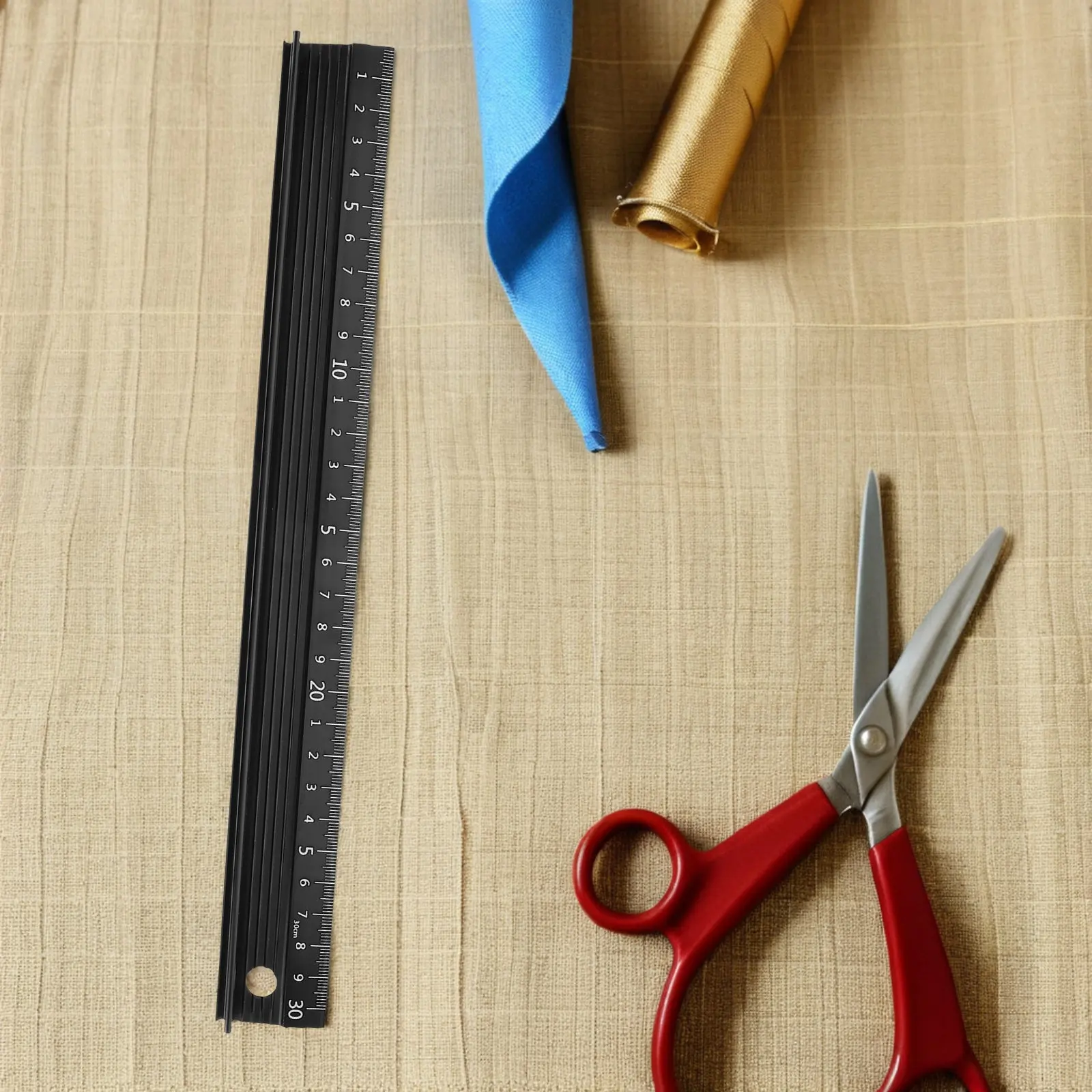 Zware L-vormige metalen liniaa - Leatherworking Guide recensie en prijs