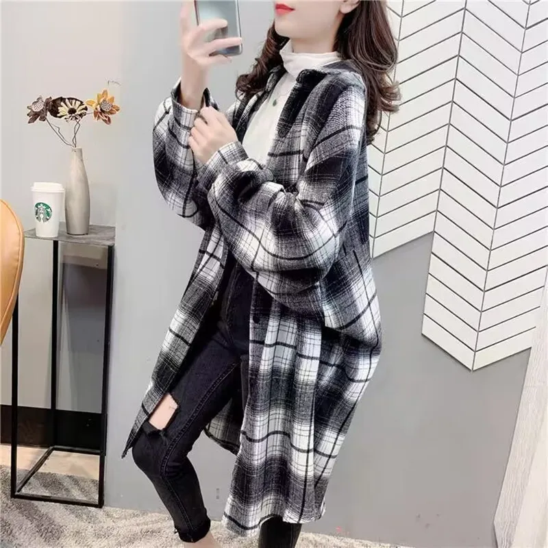 Spring Autumn Thick Plaid Shirts New Women Blouses Tops Long Sleeve Female Casual Print Shirts Loose Cotton Checked Lady Outwear