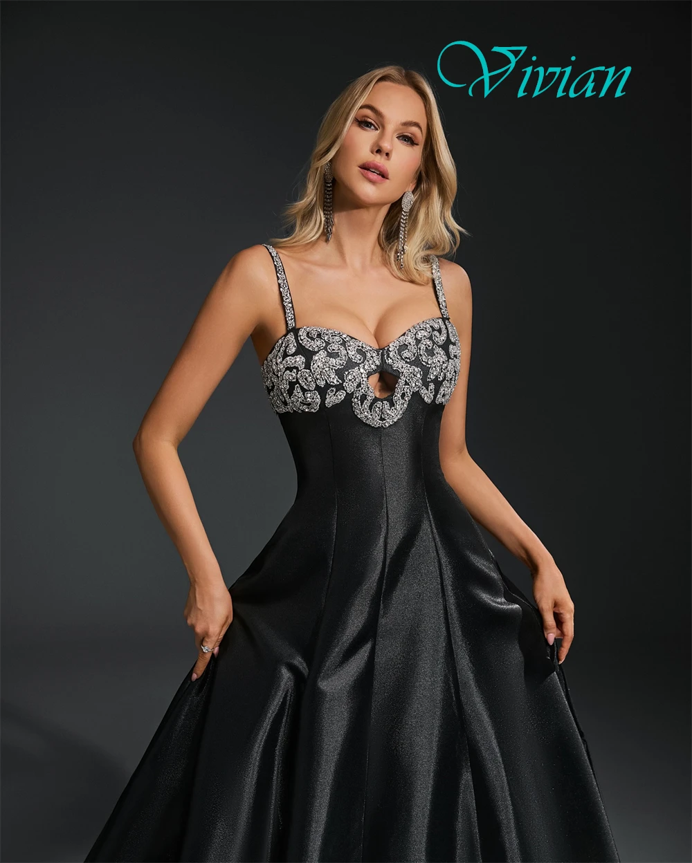 

Customized Black Exquisite Modern Evening Dress High Quality Special Occasion Gowns Bespoke Occasion Gowns Spaghetti Straps