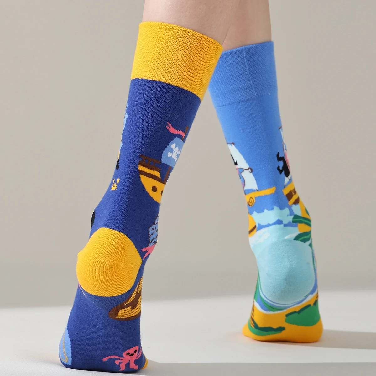 

AB Cartoon Blue Cozy Workout Outfits Tube Socks Kawaii Female Street Thick Trendy Ankle Socks Anti Snag Socks Cool Stuff