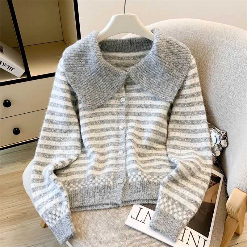 

Autumn New Vintage Lapel Knitted Cardigan Outerwear Women Fashion Striped Sweater Cardigans Elegant Thicken Warm Knitwear Jacket
