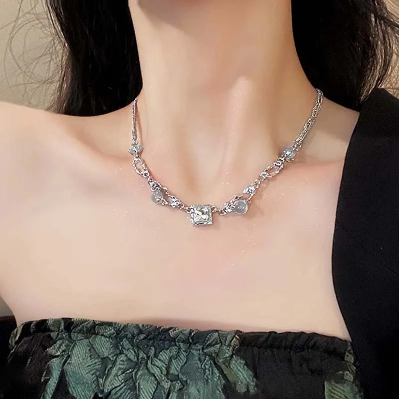 Funkelnde Mondlicht-Stein-Anhänger-Halskette für Frauen, Sternenlicht, unregelmäßige lange Quastenkette, Halsreifen, Accessoires, Modeschmuck – Detail 22