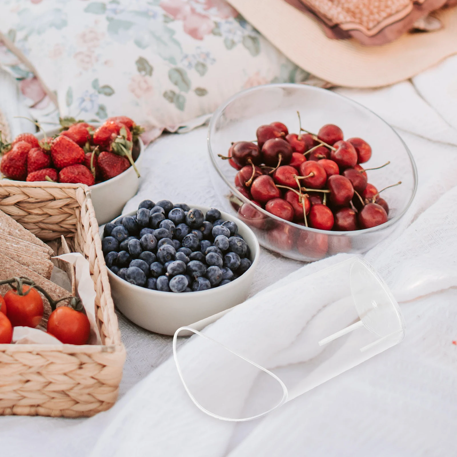 

50pcs Clear Plastic Dessert Mini Pudding Cups Transparent Mousse Tiramisu Ice Cream Cups Bevel Mouth Compact Disposable