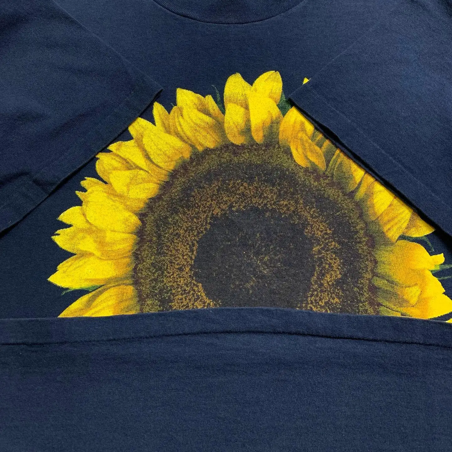 Healing Sunflower Short Sleeve T-Shirt Couple's Cotton round Neck Top for Men And Women Breathable Comfortable Standard Fit