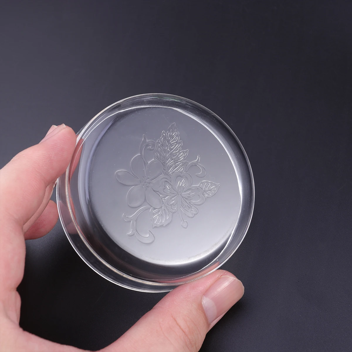 

Shrimp Feed Dish Transparent Acrylic Feeder Bowl 3D Flower Design For Fish Lizard Spider Pet Supplies Garden Ornament