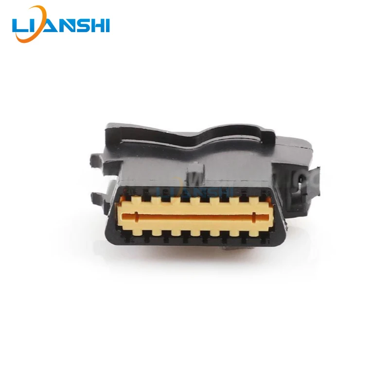 13800154/989773031 is applicable to Peugeot car OBD diagnostic socket plug DJ7162-1.8-21