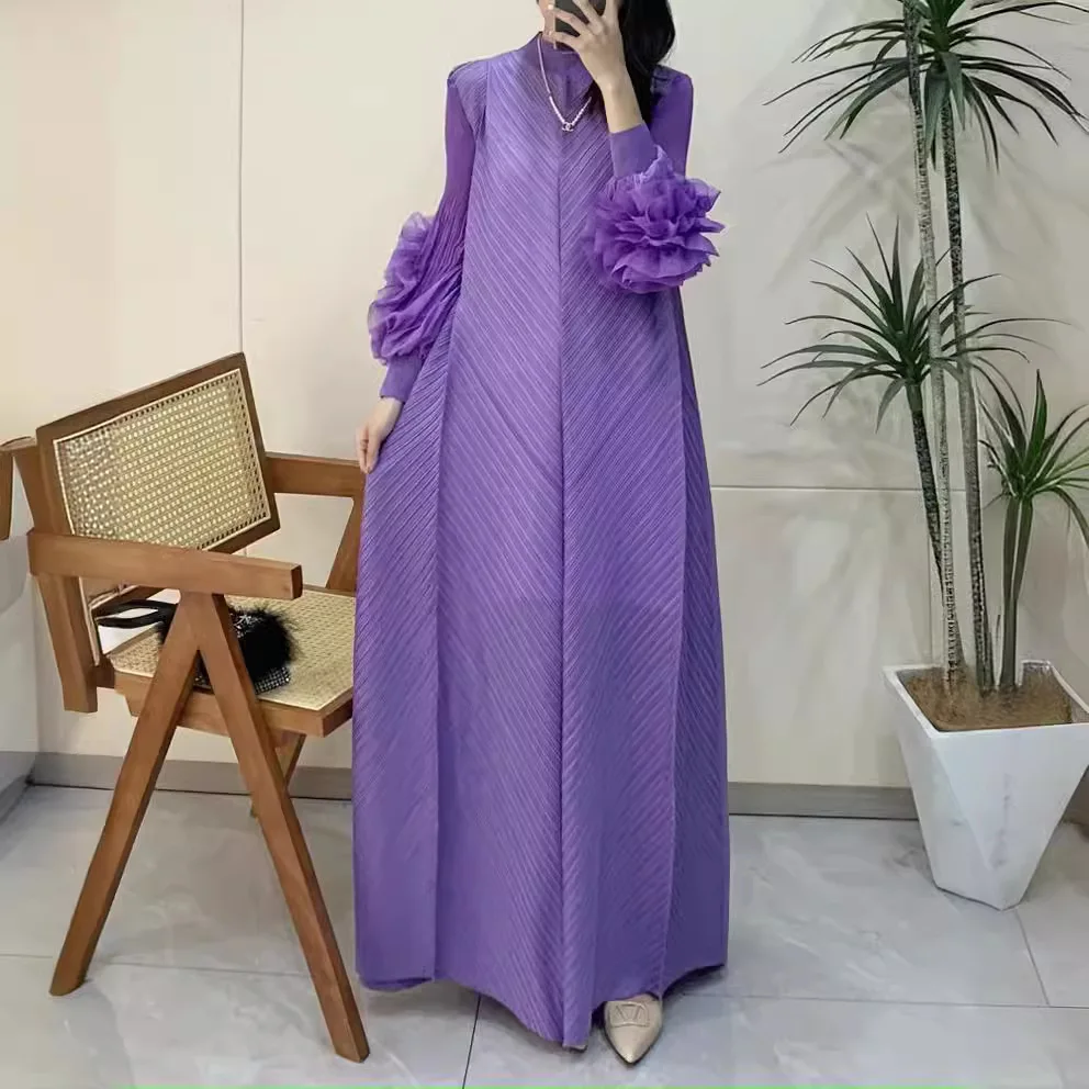 Pleated dress with round neck long sleeves hand cranked flower long style loose and elegant dress for women new for summer 2024