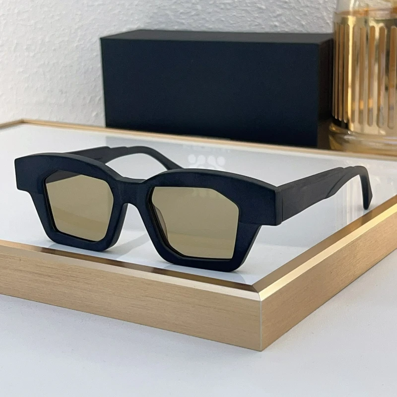 

Y2K Style Germany Brand Sunglasses Maske k36 Fashion Vintage Square Glasses For Men Women Classic Eyewear Outdoor Travel Shades