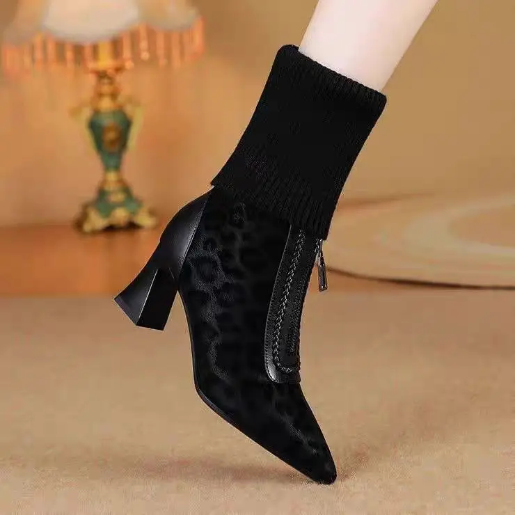 2026 New Arrival Pointed Toe Knitted Ankle Boots Leopard Pattern Front Zip Chunky Heel Women Shoes