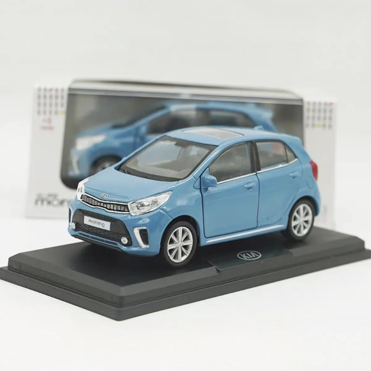 1:38 Original Kia Carnival Morning Car Ornament Collection Alloy Pull-back Car Model