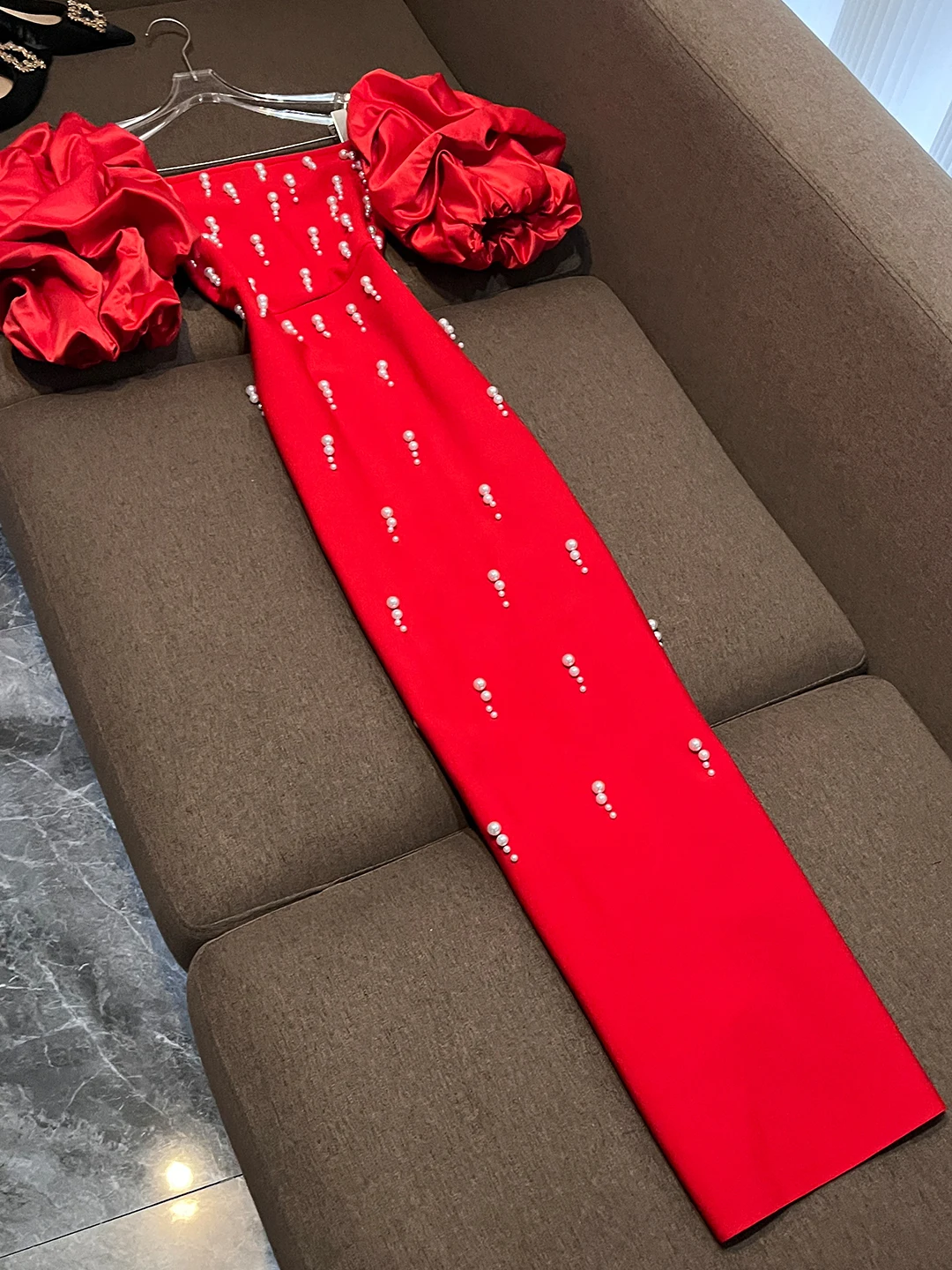 

Элегантное платье на бретельках, зима 2025, утягивающее платье на одно плечо с тяжелой вышивкой, вечернее платье Z480