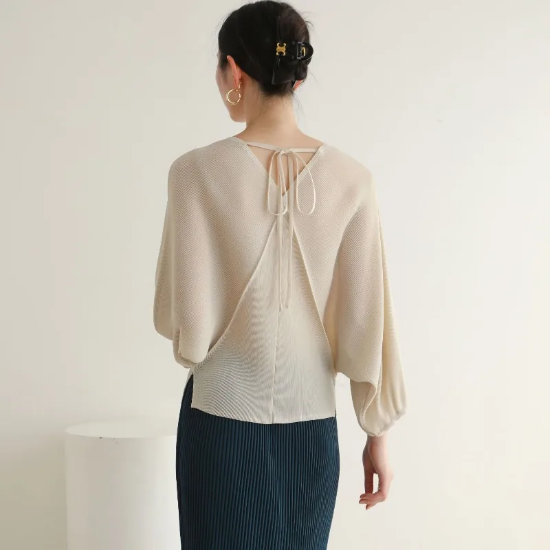 Pleated T-Shirt New Loose Batwing Sleeve V-Neck Tie Fashion Waist-Cinching Top Women's Elastic Lightweight Top Clothing