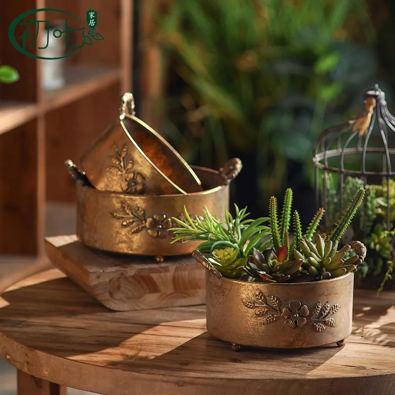 American retro and old metal flower pot set, carved binaural succulent flower pot, bed and breakfast balcony decorative flower d