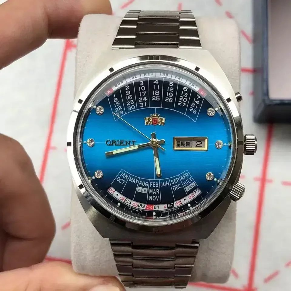 118A Store automatic mechanical with rotating large dial, fully functional stainless steel world time  unisex Orient watch
