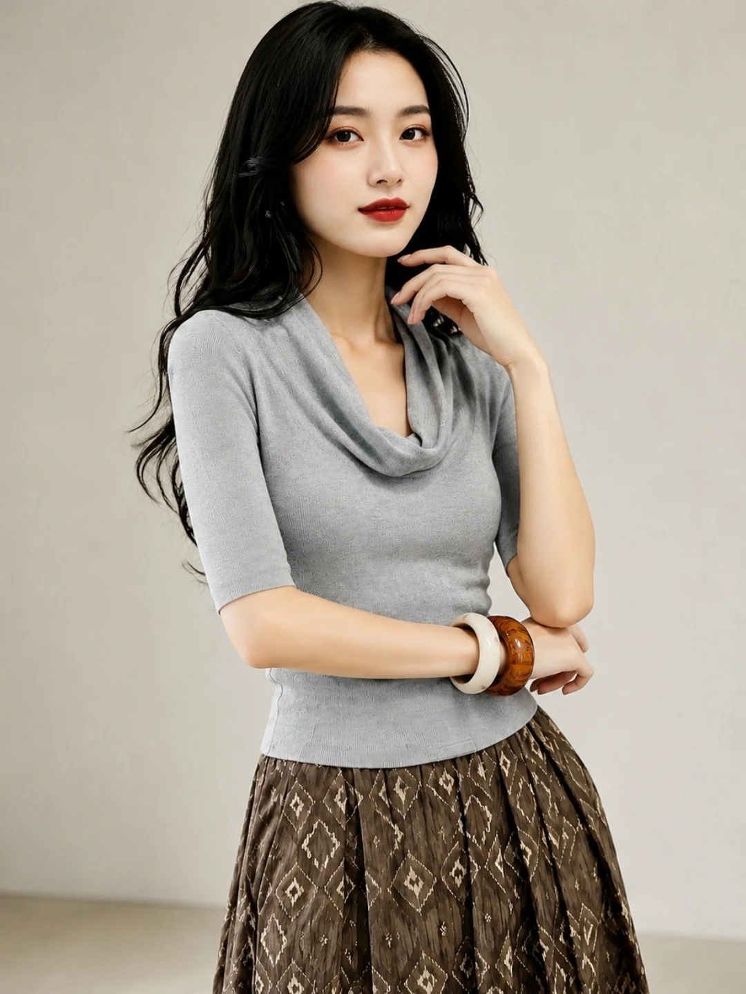 Soft Skin-Friendly Knitwear Korean Style Commute Versatile Soft Age-Defying Overhead Design Summer 2026 Women's Fashion Top