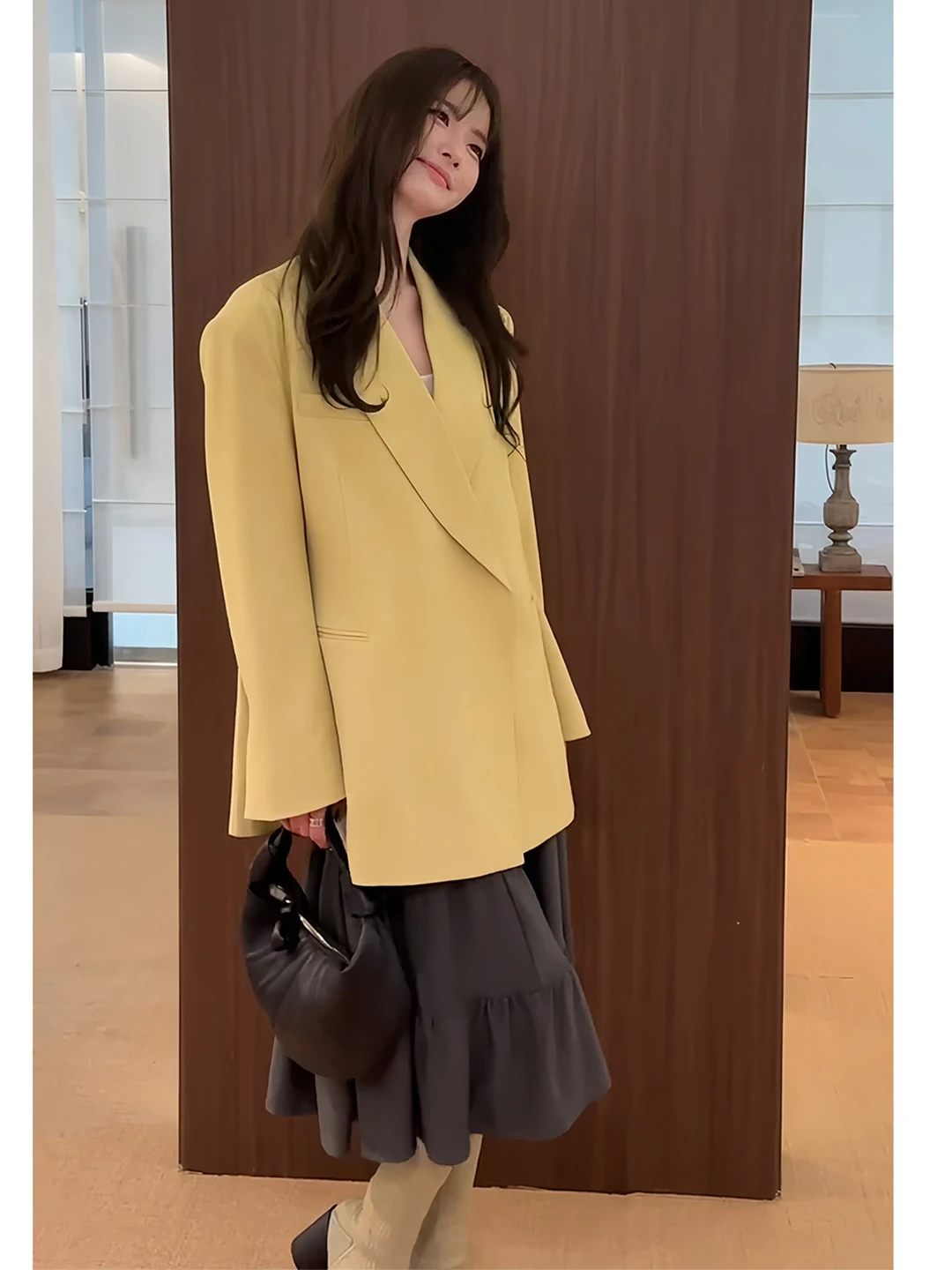 Korean Style Women's Suit Jacket Waist-Cinching Midi Coat Simple Commute Style Autumn 2026 New Elegant Minimalist Outerwear