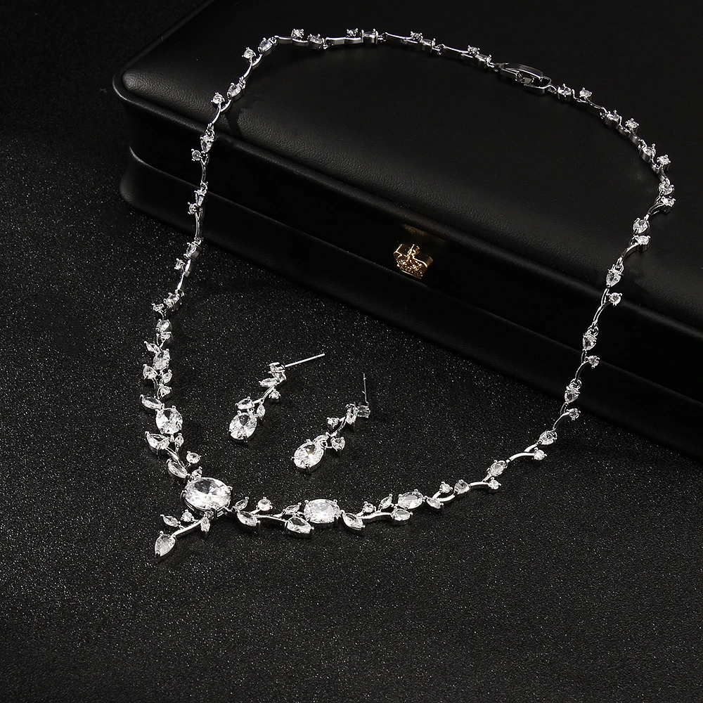 Emmaya Bridal Wedding Party Elegant Jewelry Set For Women&Girls Cute Leaves Shape Design Hot Sale Zirconia Necklace And Earring