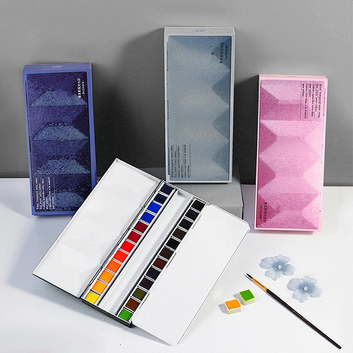 

Premium Empty Watercolor Tins 24 Paint Grids Exquisite Metal Case Portable Lightweight for Professional Artists Students