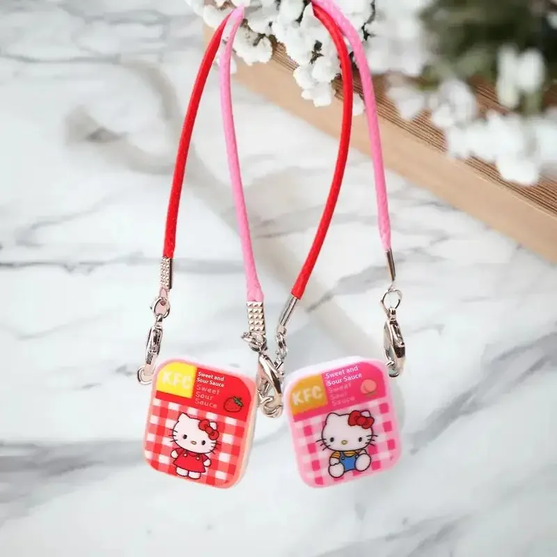 Conjunto de 5 modelos de bolsa crossbody de gato Mini KT para boneca, brinquedos de fantasia e decoração de casa de bonecas.