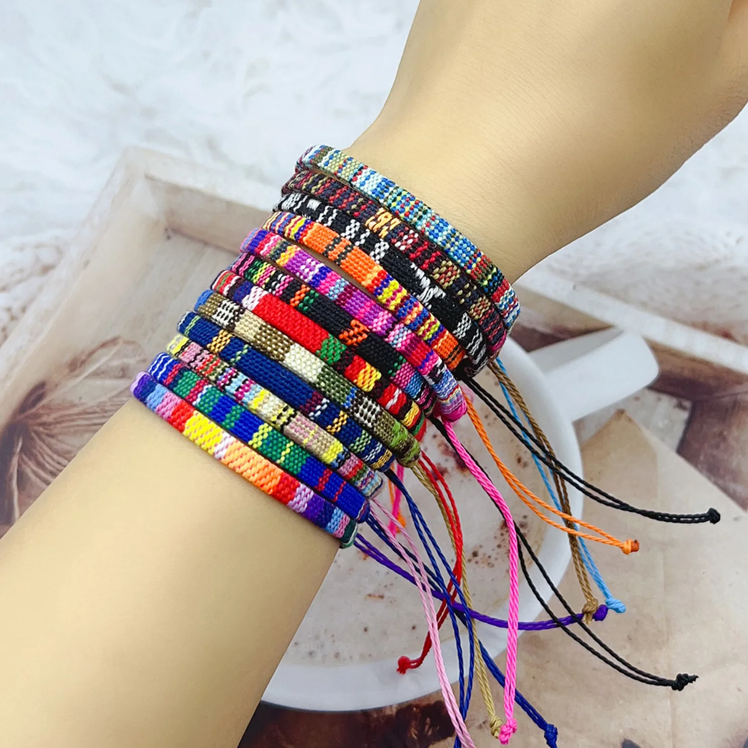 1Pcs Multicolor Colorful Webbing Bracelets Ethnic Style Cotton and Linen Braid Cloth Bracelets Ornament Geometry Pattern